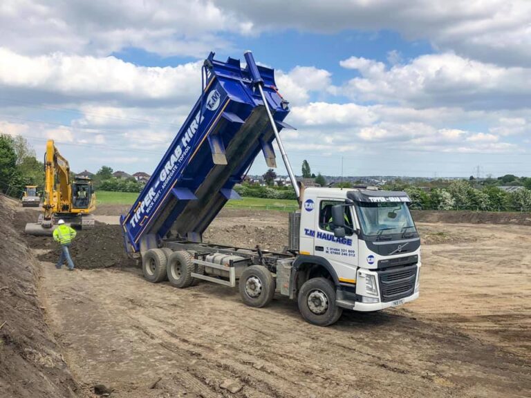 Tipper hire
